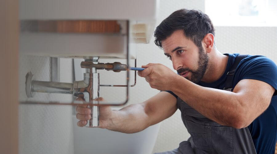 Water heater installation in Colfax, IN
